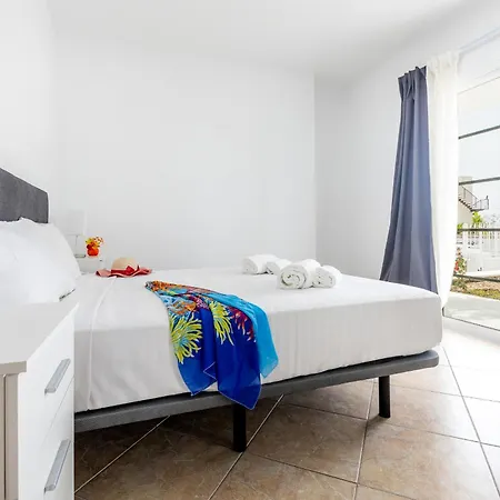 Stunning New Ocean With Private Pool Willa